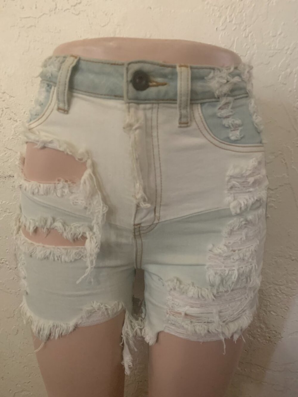 APHRODITE NEW SHORT PANTS
